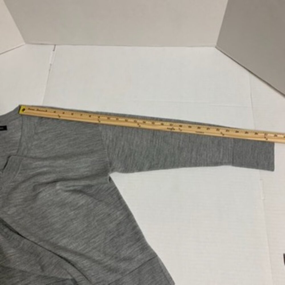 Banana Republic womens medium light gray merino wool sweater - Picture 9 of 11